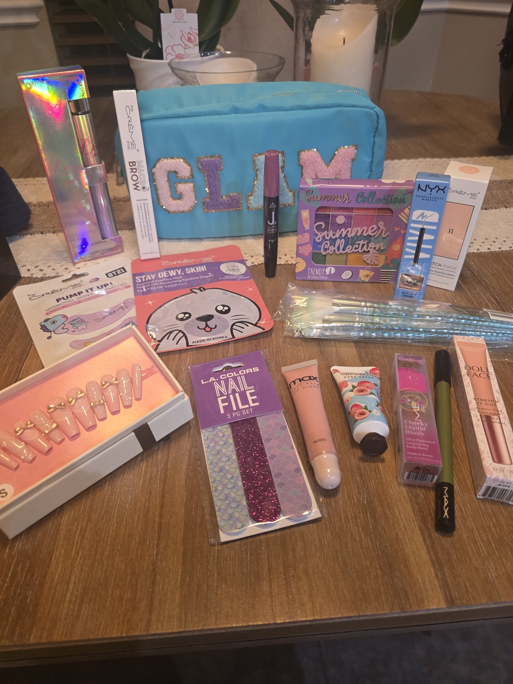 ✨ Ultimate 18-Piece "GLAM" Makeup, Skincare & Fragrance Mega-Bundle ✨